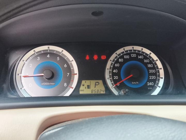 2013 1.6L AT Excellence photo 8