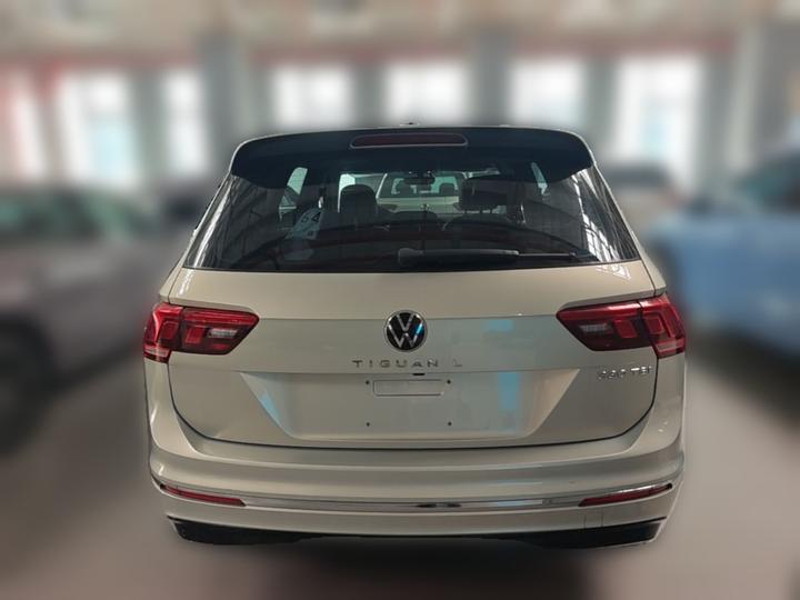 Tiguan L 2021 330TSI AT RWD R-Line photo 5