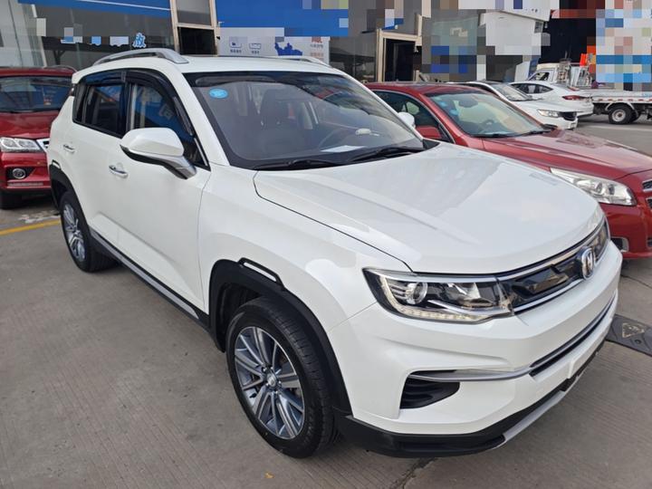 CS35PLUS 2018 1.6L MT China V photo 3