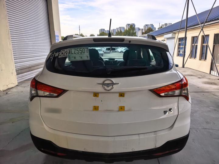 Haima S5 2015 1.6L MT Comfort photo 3