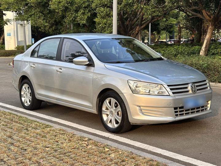 Santana 2015 1.6L AT photo 3