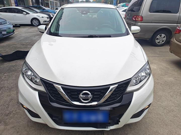 Tiida 2016 1.6L CVT photo 2