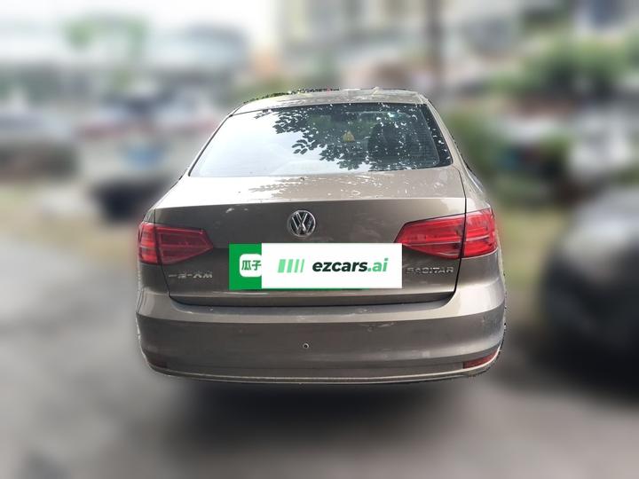Sagitar 2015 1.6L AT Comfort photo 5