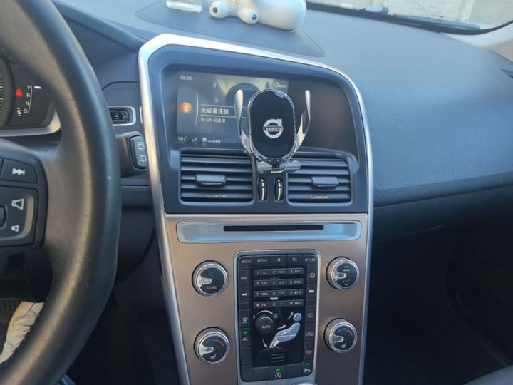 XC60 2017 T5 photo 8