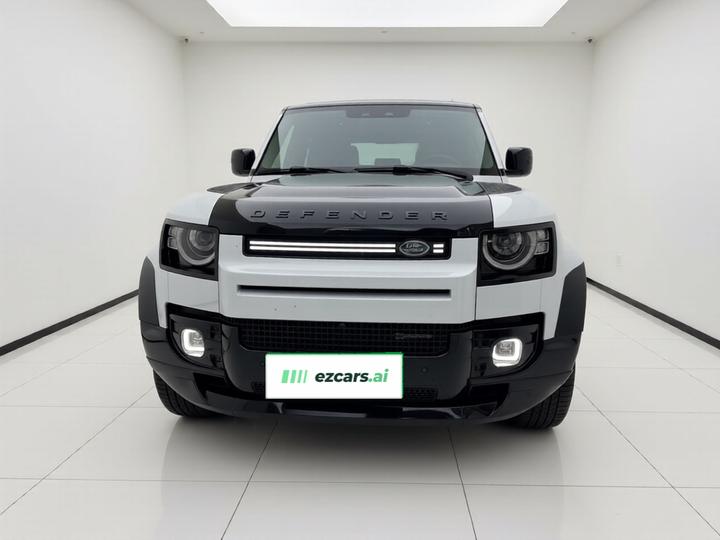 Defender 2023 110 3.0T P400 X-DYNAMIC HSE photo 2