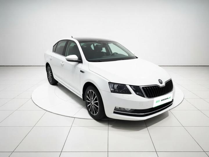 Octavia 2019 1.5L AT Luxury photo 3