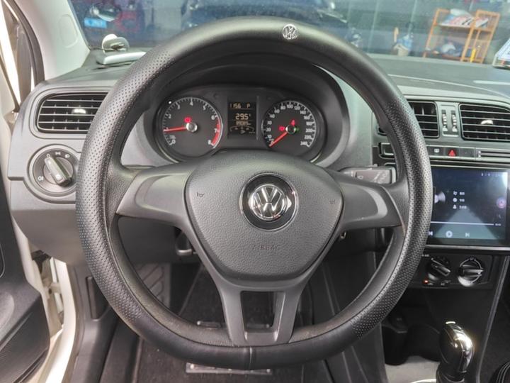 Polo 2016 1.4L AT photo 6