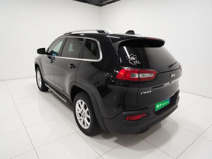Cherokee 2016 2.0L photo 4