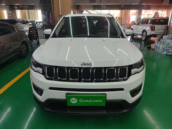 Compass 2017 200T AT photo 2
