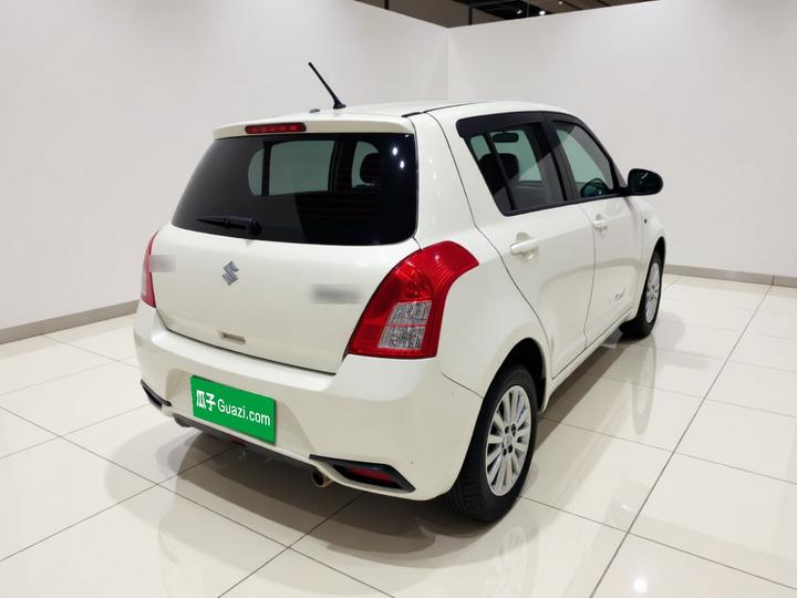 Swift 2014 1.3L MT Standard photo 6