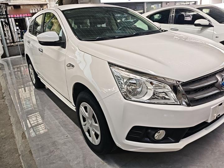 T70 2015 1.6L MT photo 3