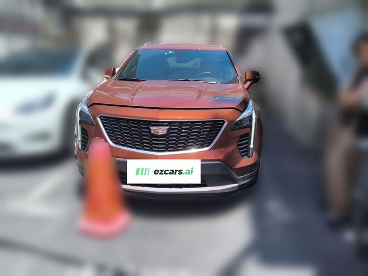 XT4 2018 28T RWD Luxury photo 2
