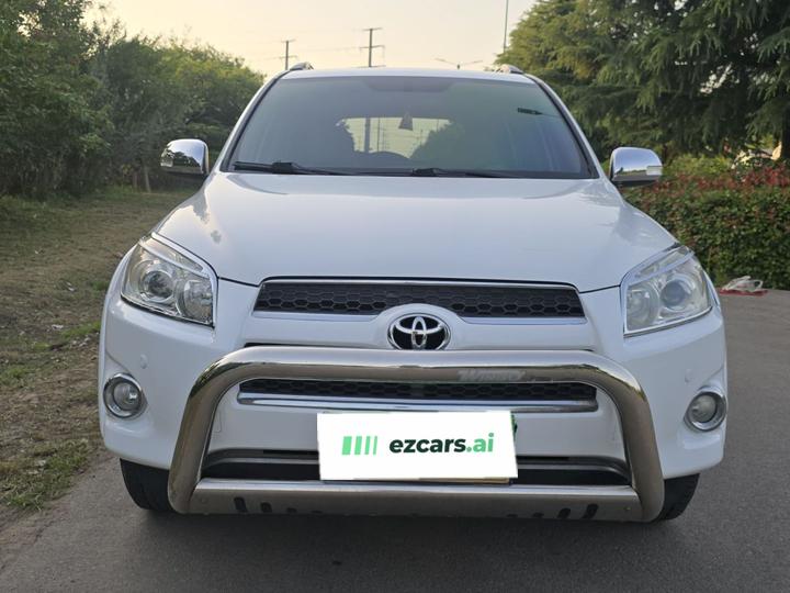 RAV4 2011 2.4L AT AWD Luxury photo 2