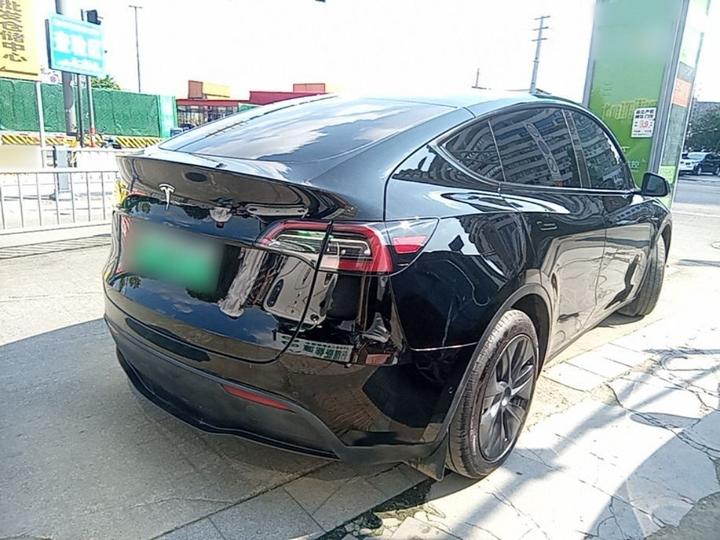 Model Y 2023 RWD photo 4