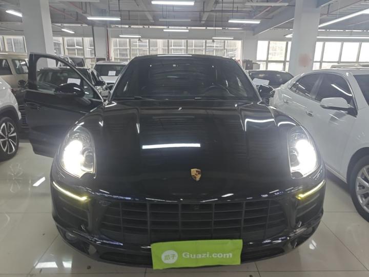 2017 Macan S 3.0T photo 2