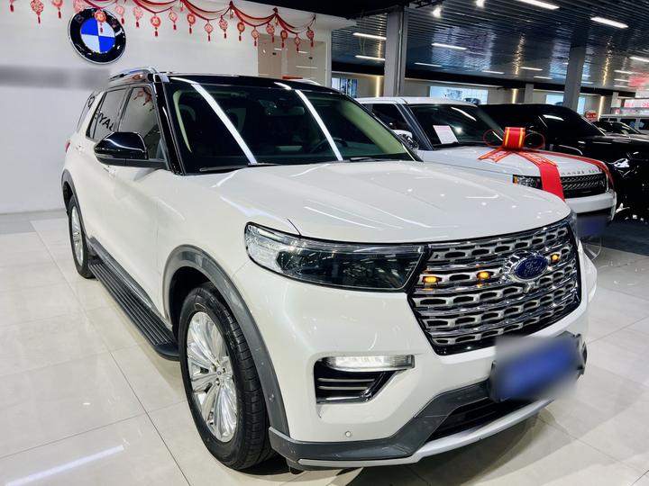 Explorer 2020 EcoBoost 285 AWD Titanium 7-Seater photo 3