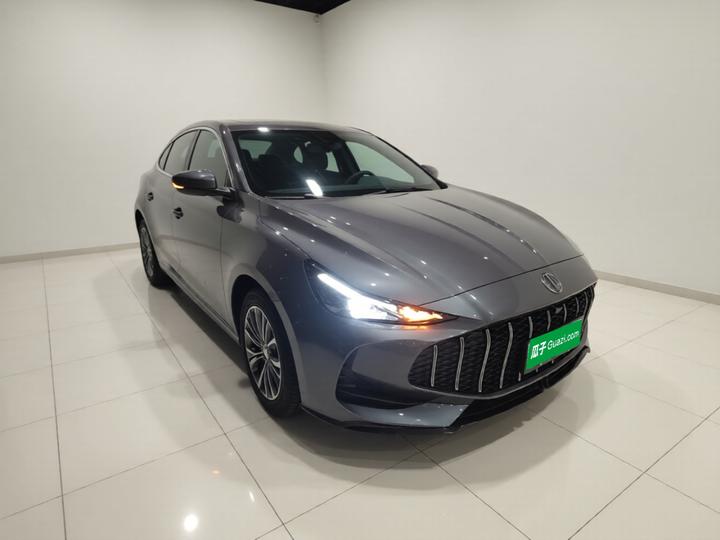 MG5 2025 180DVVT Luxury photo 3
