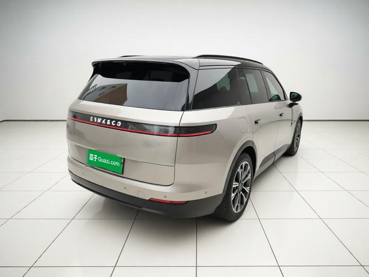 900 2025 2.0T Ultra 6-Seater photo 6