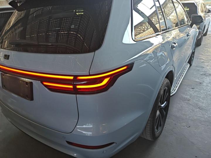 Li Auto ONE 2020 EREV 6-Seater photo 7