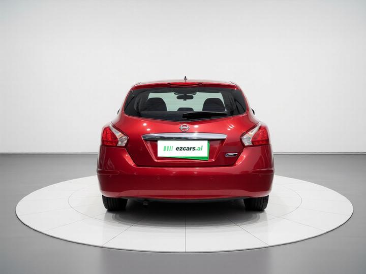 Tiida 2014 1.6L CVT Comfort photo 3