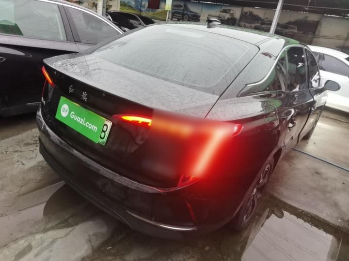 E-QM5 2021 5-Seater photo 6