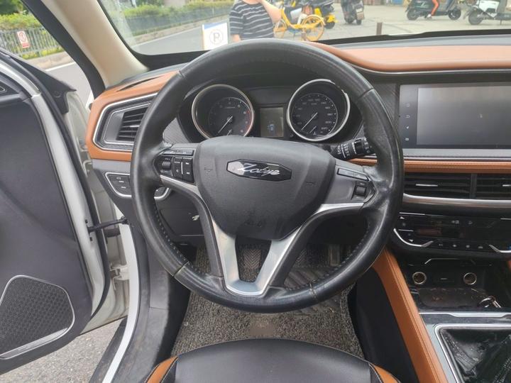 T300 2017 1.5L MT Exclusive photo 3