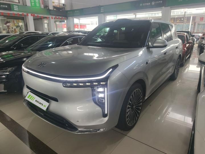 IM Motors LS8 2026 66 Ultra 6-Seater