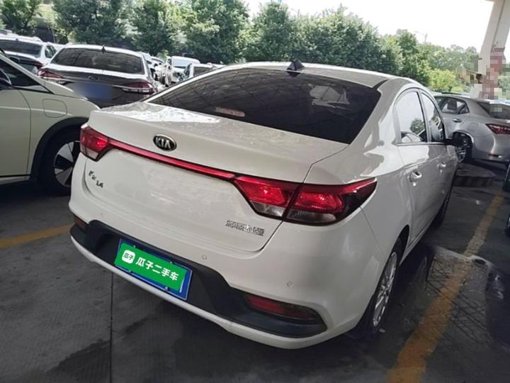 K2 2017 Sedan 1.4L MT GLS photo 4
