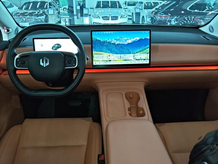 Leapmotor C16 2024 EV 520 Exclusive photo 5
