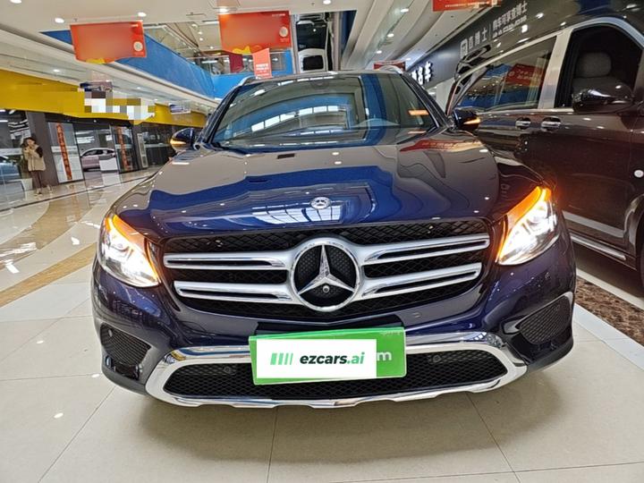 GLC 2018 GLC 200 4MATIC photo 2