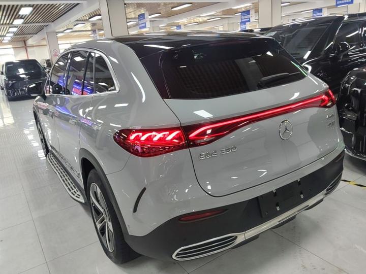EQE SUV 2023 350 4MATIC photo 4