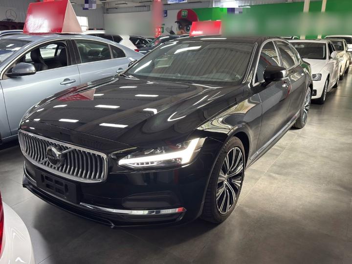 S90 2023 B5 Luxury