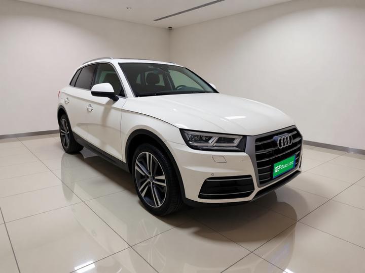 Q5L 2018 45 TFSI Exclusive China VI photo 3