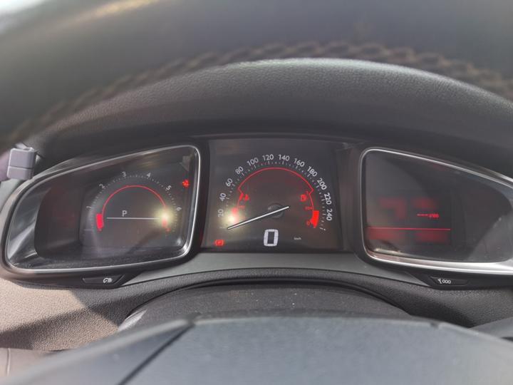 5LS 2015 1.6T Comfort THP160 photo 4