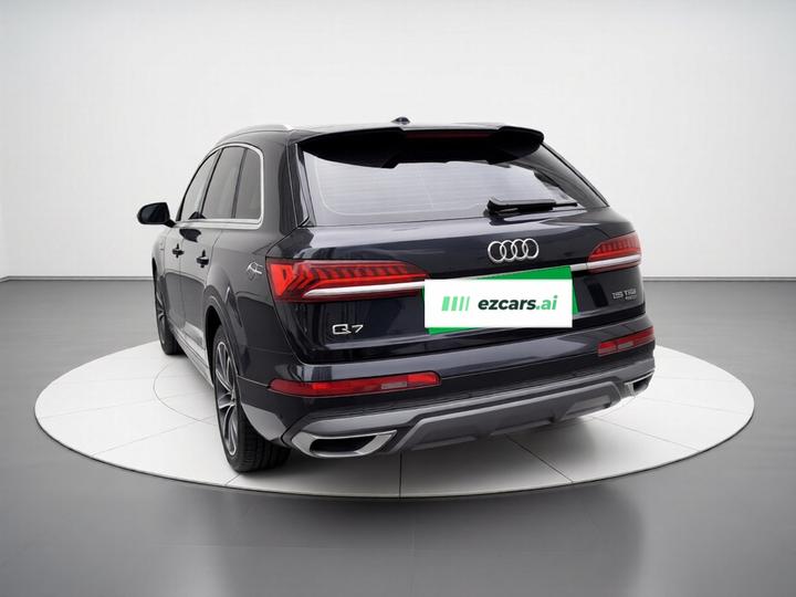 Q7 2023 55 TFSI quattro S line Sport photo 4