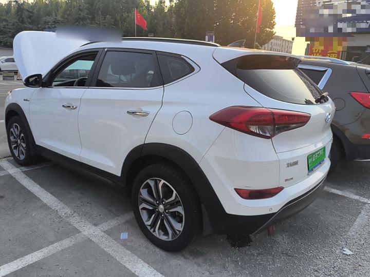 Tucson 2015 1.6T DCT AWD Premium photo 4