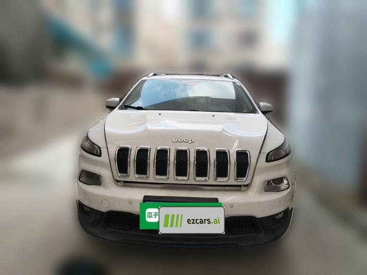 Cherokee 2016 2.0L photo 2