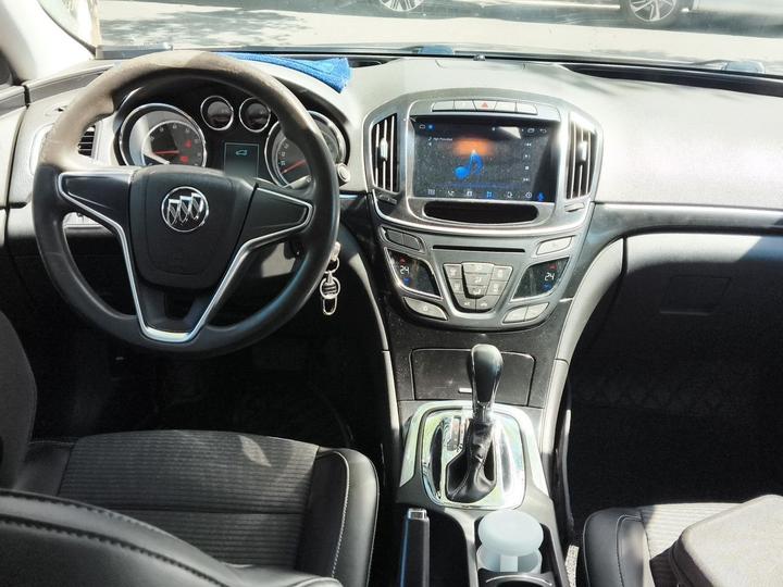 Regal 2015 1.6T Leading Tech photo 5
