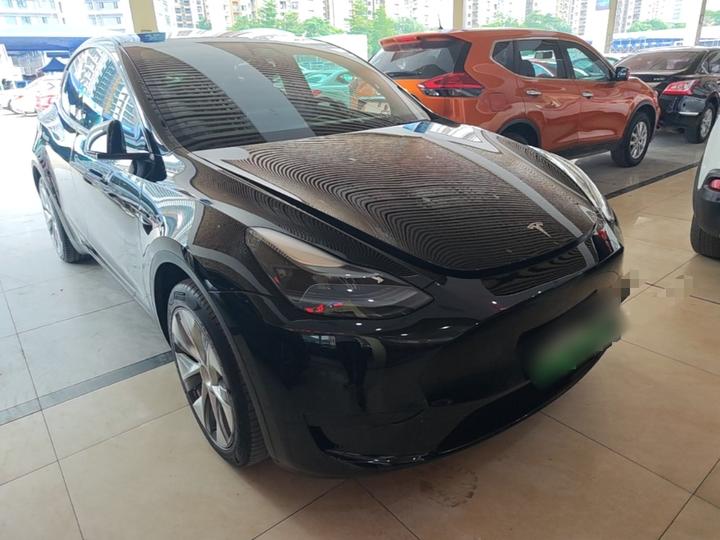 Model Y 2022 Facelift RWD photo 3