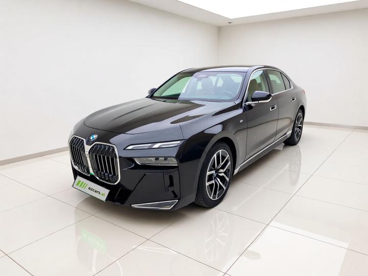 7 Series 2023 735Li M Sport Package