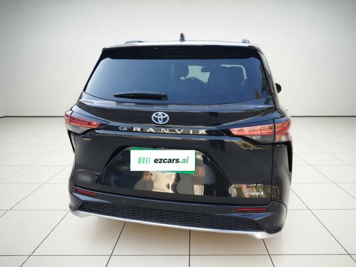 Granvia 2023 2.5L Hybrid Premium PLUS photo 5