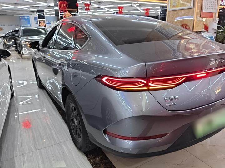 Qin PLUS 2025 DM-i ADAS 55KM Leading photo 4