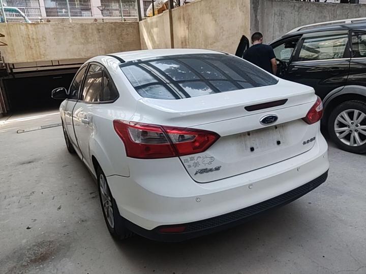 Focus 2012 Sedan 1.6L AT Comfort photo 4