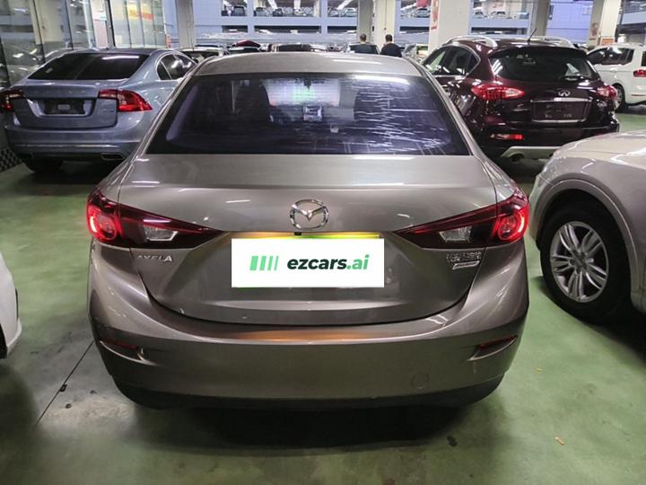 3 Axela 2016 Sedan 1.5L AT Luxury photo 5