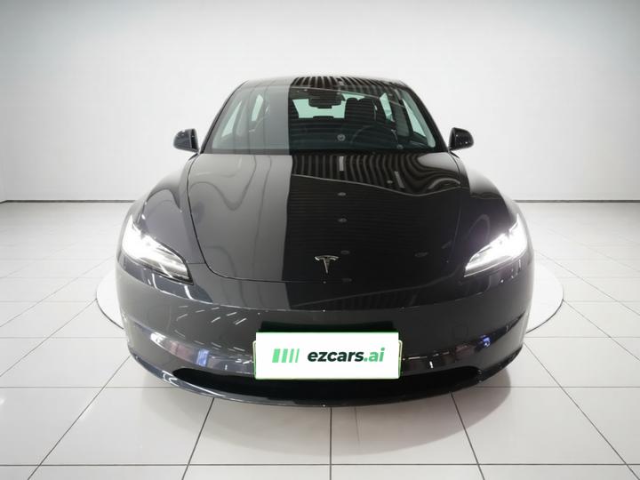 Model 3 2025 RWD photo 2