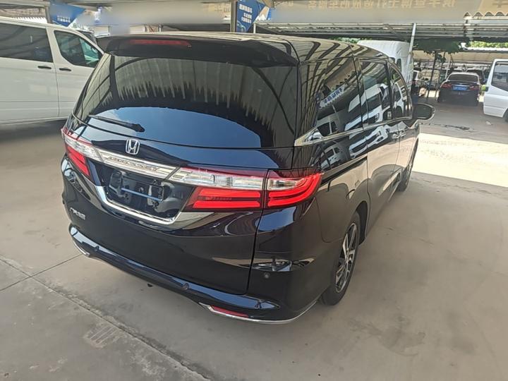 Odyssey 2015 Facelift 2.4L Smart photo 4