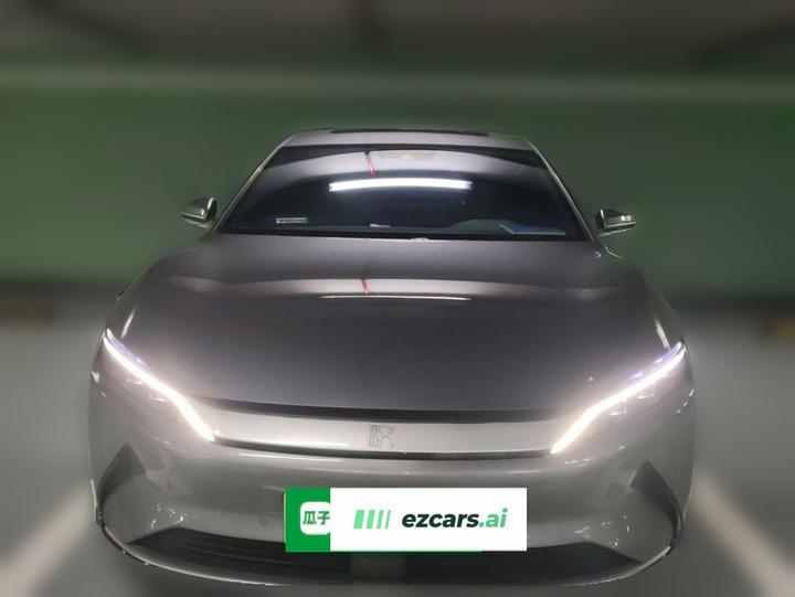 Han 2021 EV Standard Range Luxury photo 2