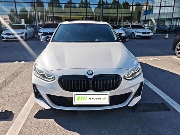 1 Series 2023 125i M Sport photo 2