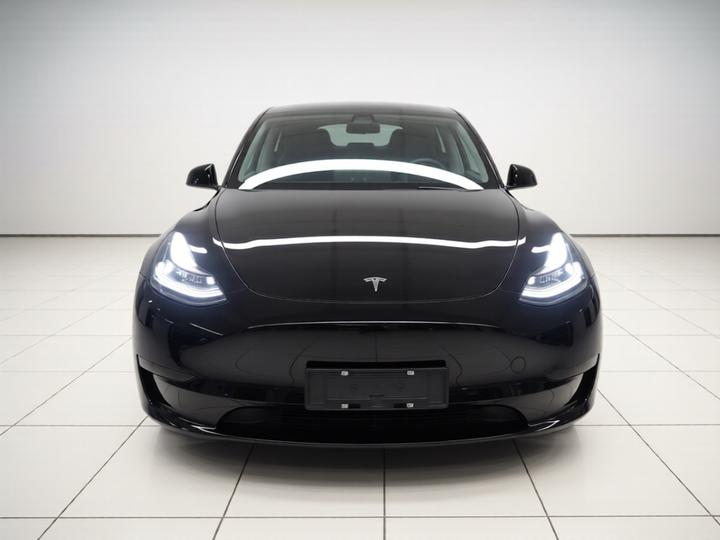 Model Y 2022 Facelift RWD photo 2