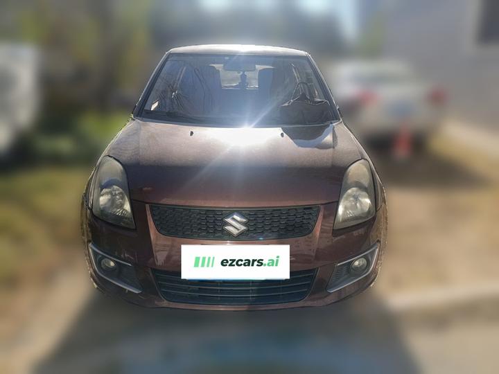 Swift 2013 1.5L MT Standard photo 2